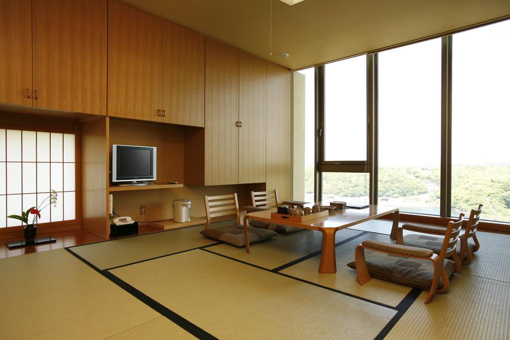 Kanko Hotel Taibokaku Карацу Номер фото