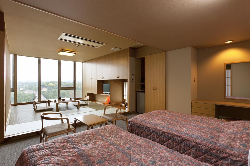 Kanko Hotel Taibokaku Карацу Экстерьер фото