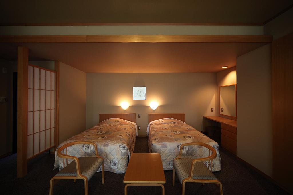 Kanko Hotel Taibokaku Карацу Экстерьер фото