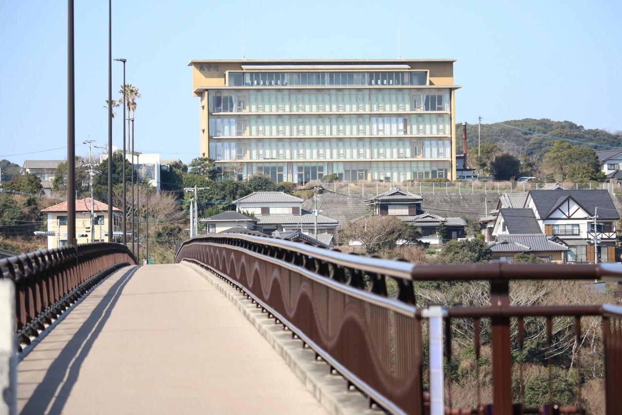 Kanko Hotel Taibokaku Карацу Экстерьер фото